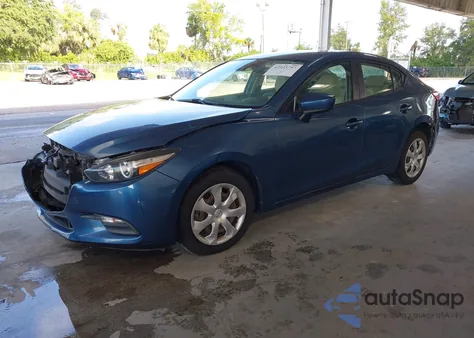2018 Mazda Mazda3 Sport из США, поврежденный, VIN 3MZBN1U70JM225828